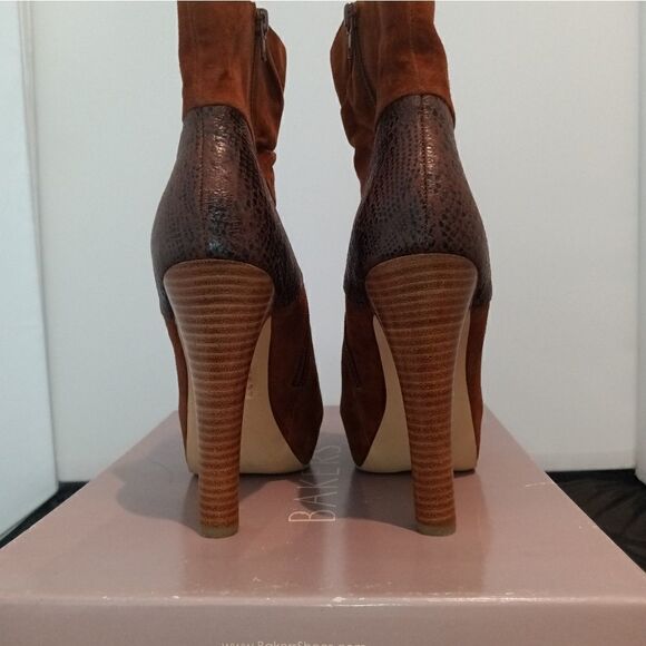 💯🔥BAKERS KATERINA SUEDE LEATHER BOOTIES 3" HEELS WOMEN'S SIZE 9.5- Gently Wor - Picture 4 of 11